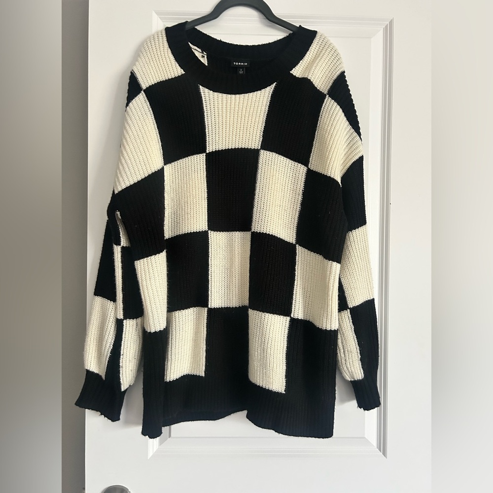 torrid |  Pullover Drop Shoulder Sweater | Black & White | 2